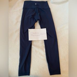 Lululemon Navy blue wunder under leggings size 6